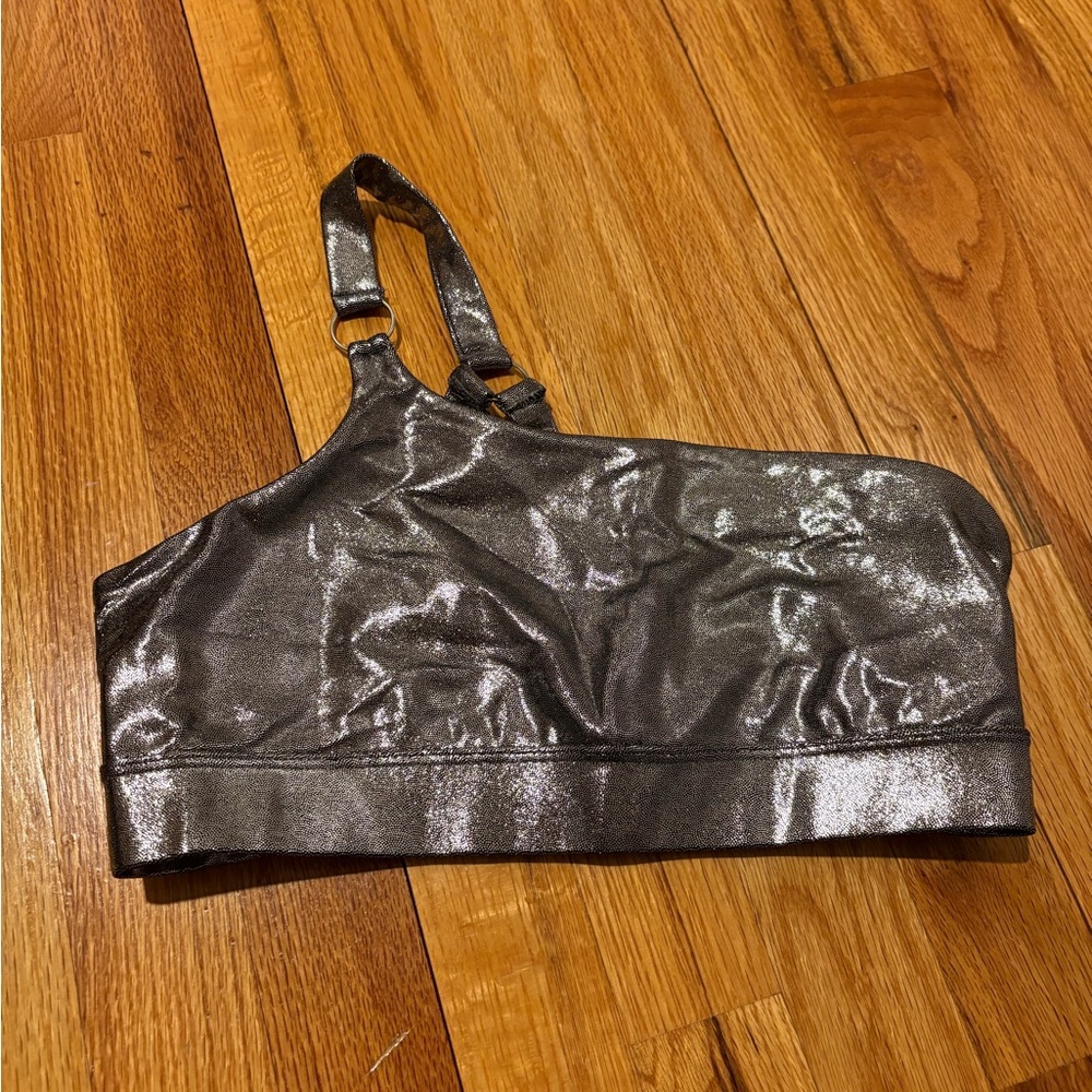 Heroine Sport Metallic Silver Top